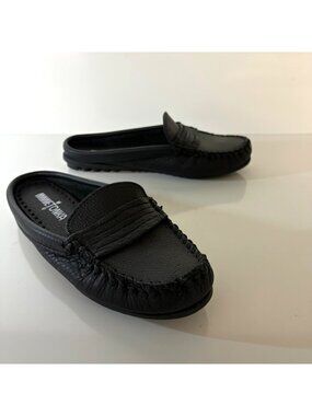 Minnetonka Black Leather Kate Mule Slip-On Shoes Womens Size 7 Flats